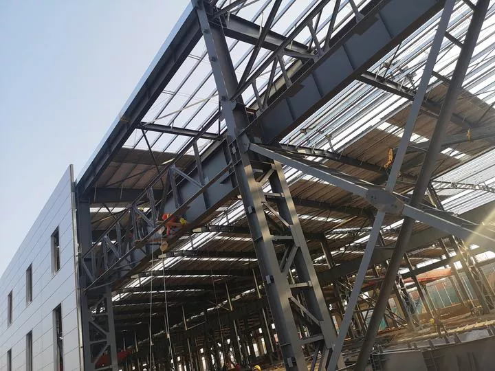 8 Provectus Quaestiones Technical De Steel Structure Design and Defectum Analysis